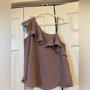 One shoulder tank
